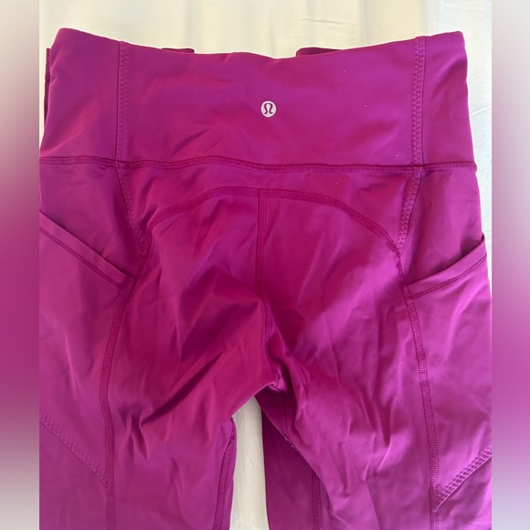 Lululemon Magenta Wunder Under Leggings size 8 - Picture 4 of 4